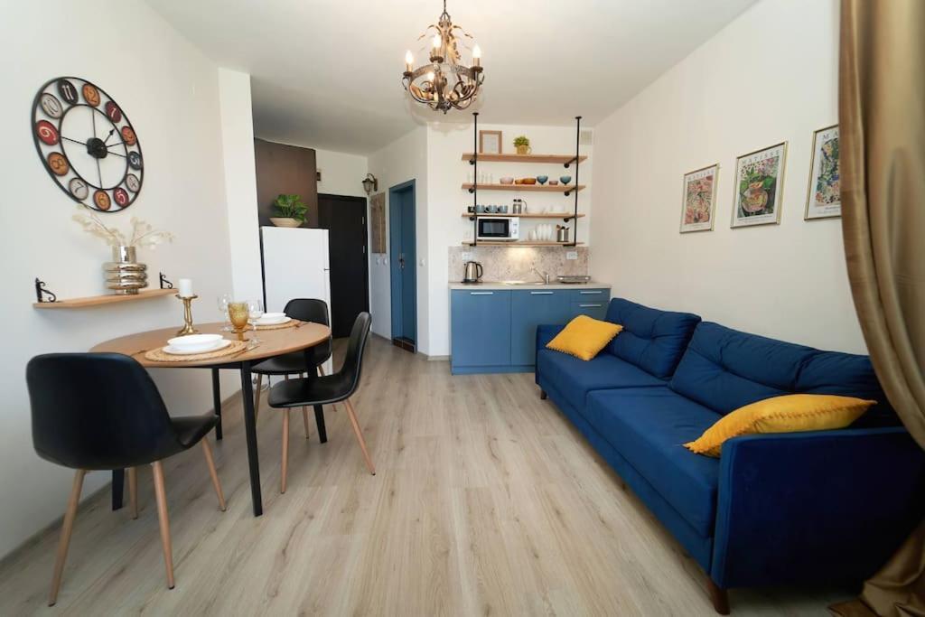 Design Studio In Atlantis Resort&Spa, Burgas Airport エクステリア 写真