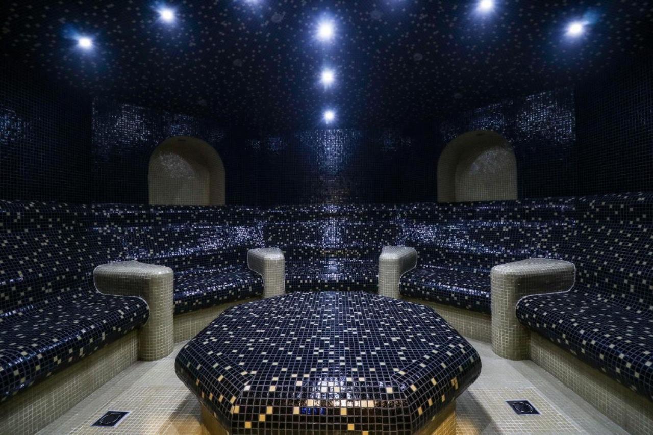 Design Studio In Atlantis Resort&Spa, Burgas Airport エクステリア 写真