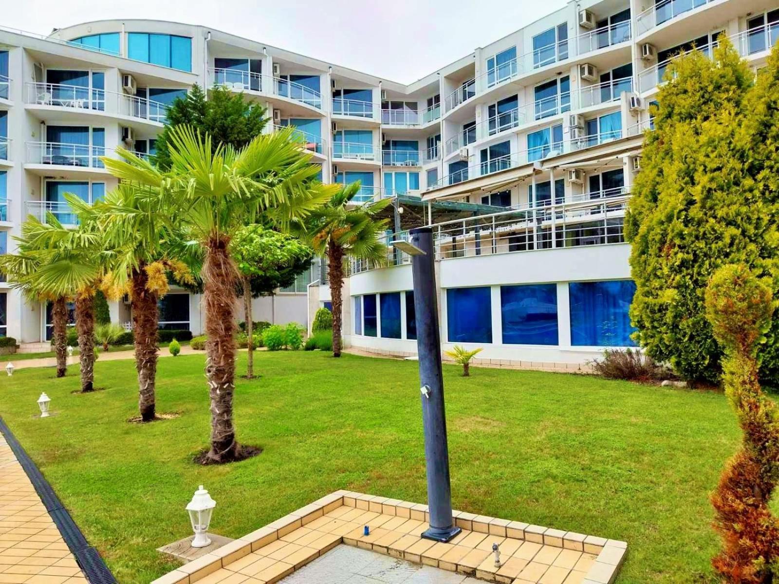 Design Studio In Atlantis Resort&Spa, Burgas Airport エクステリア 写真